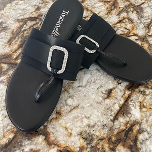 Toscanella Black Slip-one size 8.5